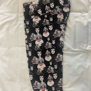 LuLaRoe Tall and curvy leggings-Disney Villians